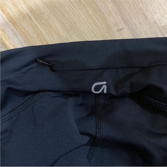 New Balance, Gap,  4 capri workout pants bundle - Picture 12 of 12